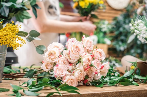 Vente de bouquet de fleurs pour la fête des Mères 